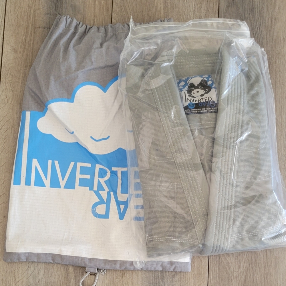 InvertedGear Gi Gray A2s